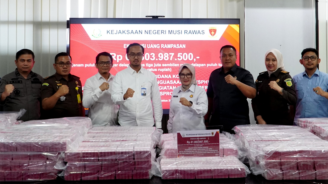 Penampakan Uang Rp61,8 Miliar Korupsi SPH yang Dieksekusi Kejari Musi Rawas ke Kas Negara 
