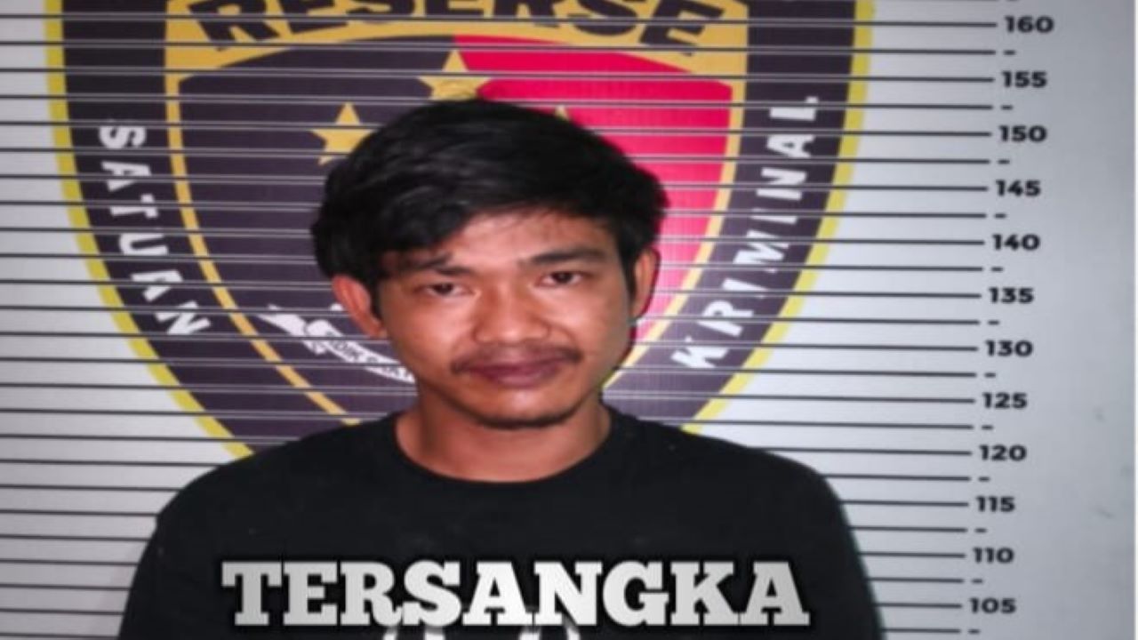 Bakar Rumah Ibu Kandung, Disergap Tim Macan, Warga Lubuk Linggau Sembunyi di Plafon