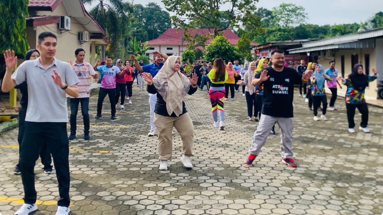 Pererat Kekompakan dan Dorong Pola Hidup Sehat, ATR/BPN Musi Rawas Gelar Senam Bersama