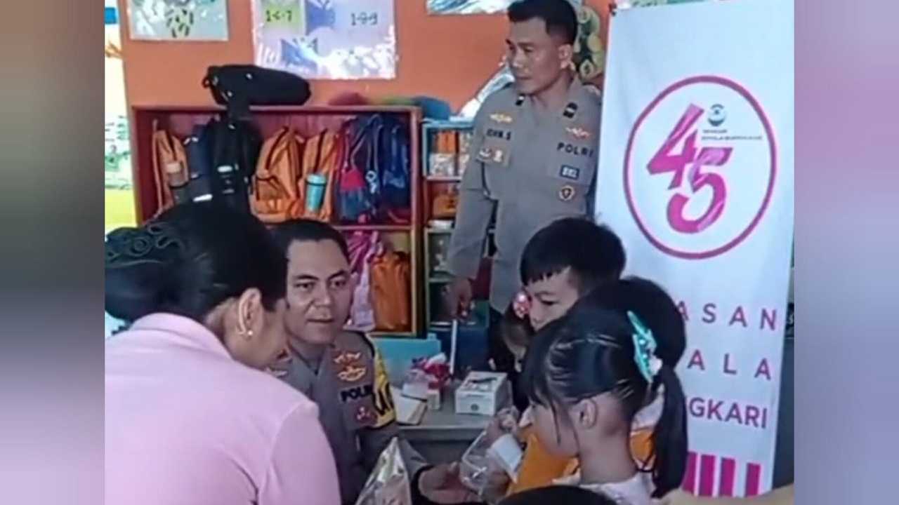 Kapolres Pantau Pemberian Makanan Bergizi Gratis dan Vitamin A di TK Kemala Bhayangkari 16 Lubuk Linggau