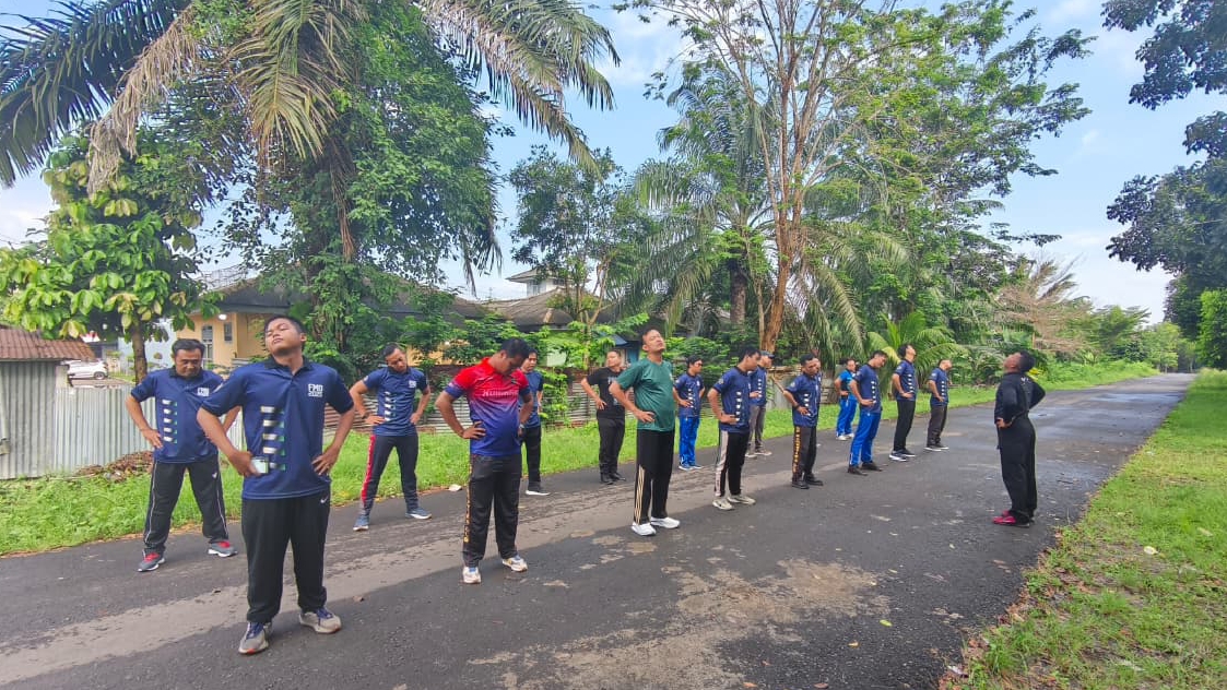 Lapas Narkotika Muara Beliti Binsik Bersama Brimob Batalyon B Lubuk Linggau Gelar Latihan Kebugaran