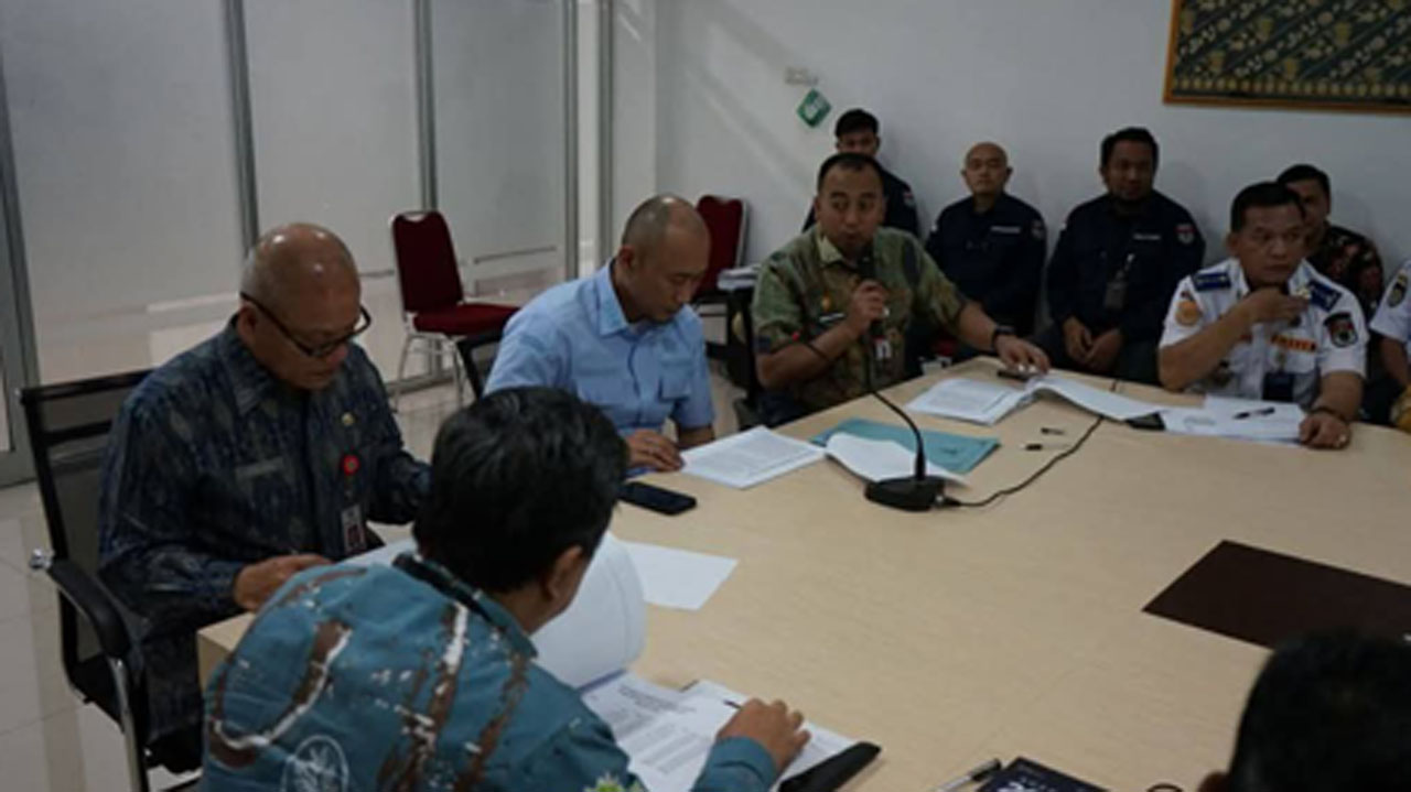 Pimpin Rapat, Wali Kota Lubuk Linggau Minta Segera Dibentuk Tim Percepatan Peningkatan PAD