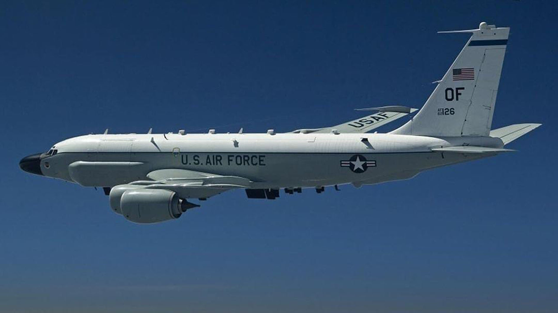 Berangkat dari Qatar, Amerika Serikat Kirim Pesawat RC-135W Diduga untuk Melawan Pasukan Yaman