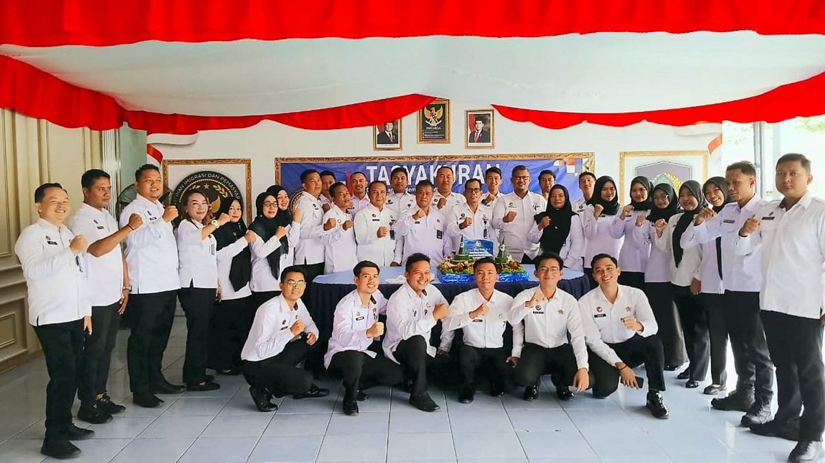 Doa Bersama Warnai Syukuran Hari Bakti Kemenimipas ke-1 Tahun 2025 di Lapas Narkotika Muara Beliti