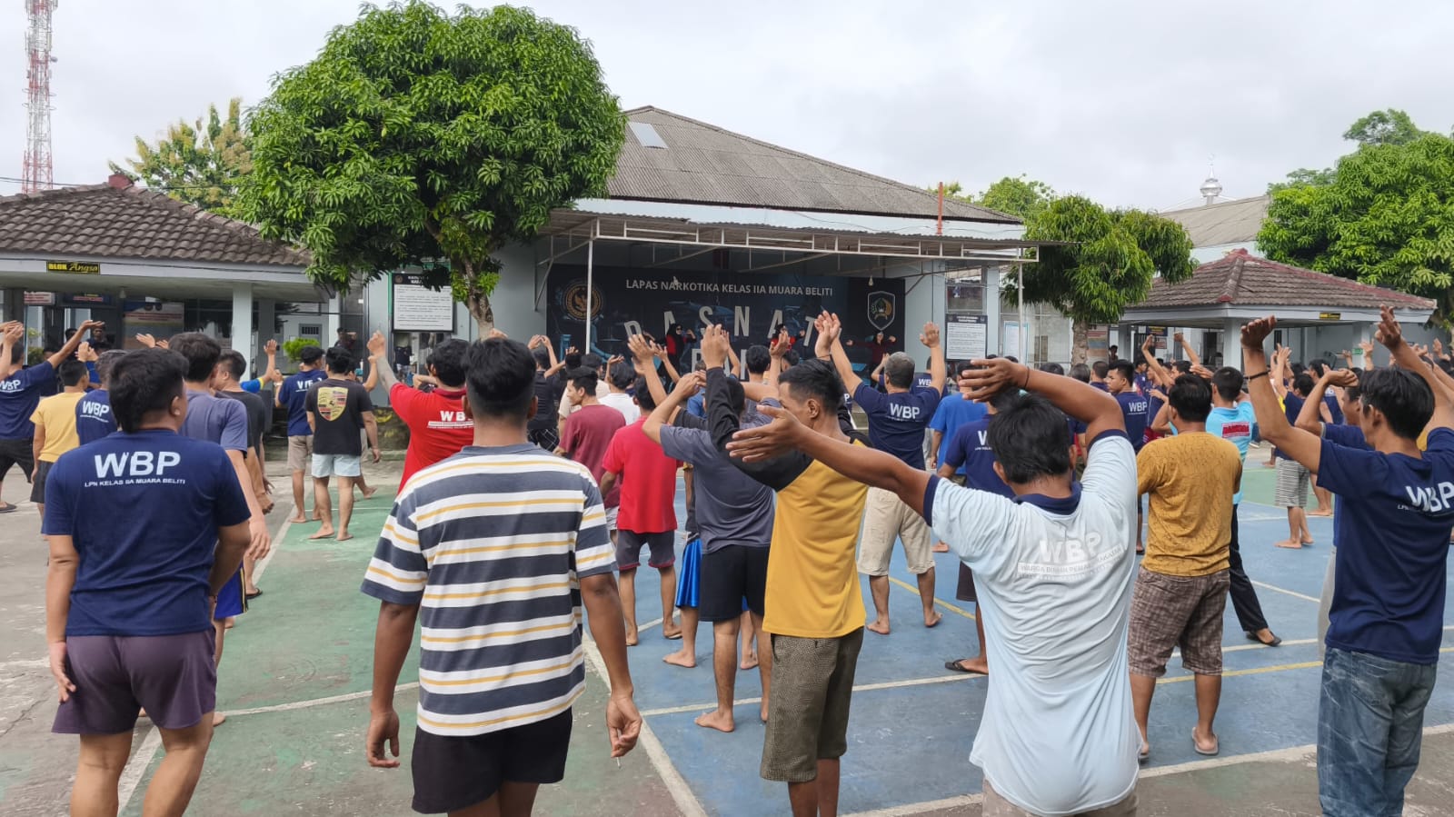 Lapas Narkotika Muara Beliti Gelar Senam Pagi Bersama untuk Tingkatkan Kebugaran dan Kekompakan