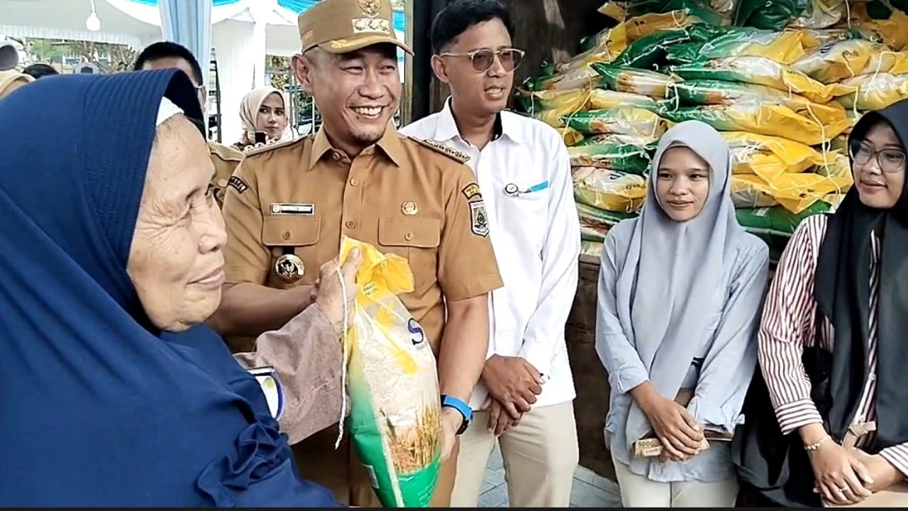 Cek Operasi Pasar Murah Ramadan Lubuk Linggau, Ini Pesan Wako Rachmat Hidayat  