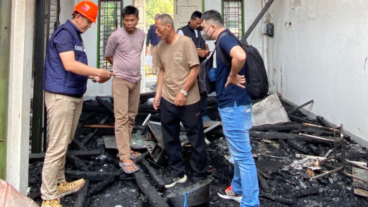 Api Kebakaran Gudang Logistik KPU Lubuk Linggau Diduga dari Kantor Es Krim