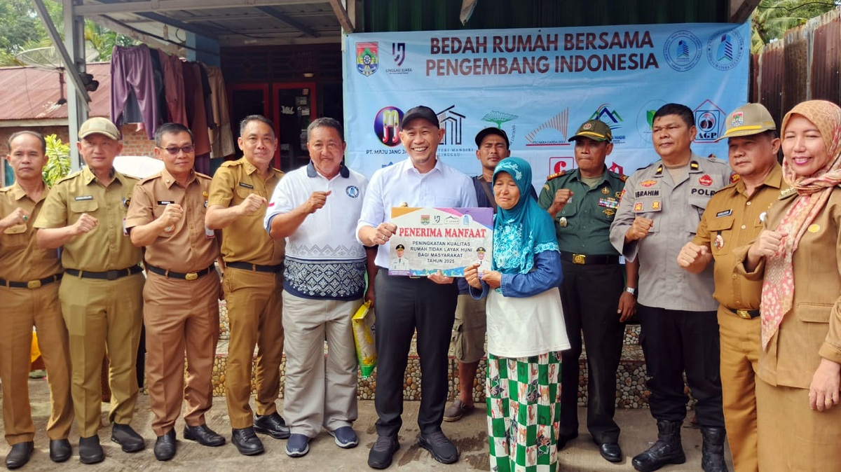 Pemkot Lubuk Linggau Bersama Pengembang Indonesia MLM Lakukan Peletakkan Batu Pertama Bantuan RTLH 2025