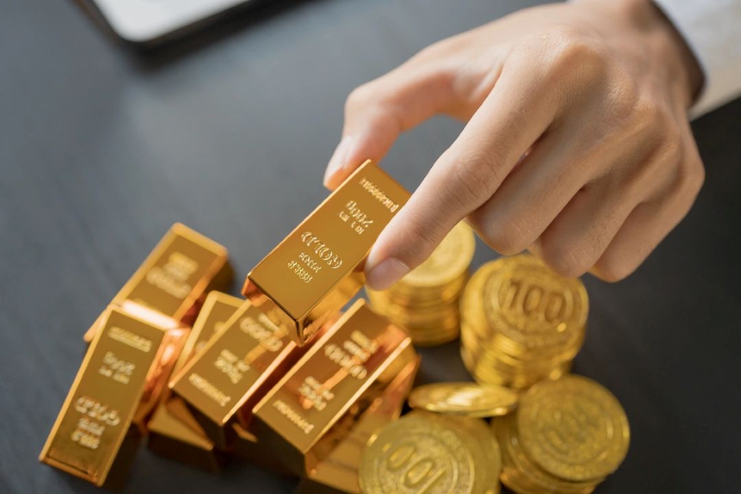 Harga Emas 2 Februari 2026 Turun, Tidak Sampai Rp3 Juta Lagi