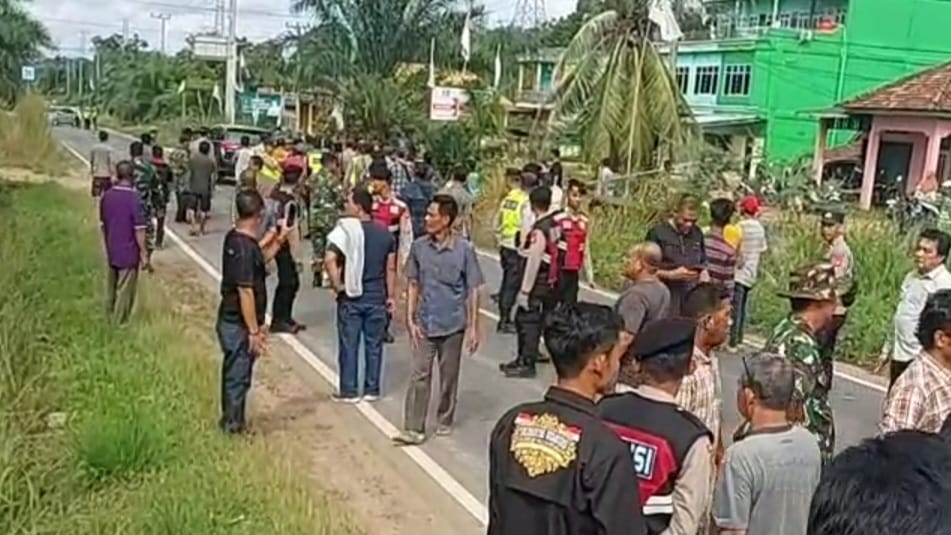 Komisioner KPU Muratara Dikabarkan Dipukul, Saat Aksi Blokir Jalinsum Karang Jaya 