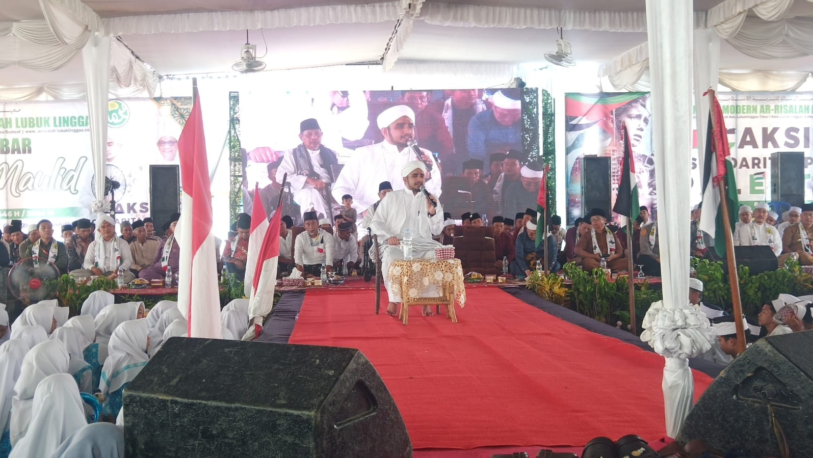 Pesantren Modern Ar Risalah Lubuk Linggau Gelar Mega Maulid Nabi Muhammad 1446 H Bersama Habib Muhammad Hanif