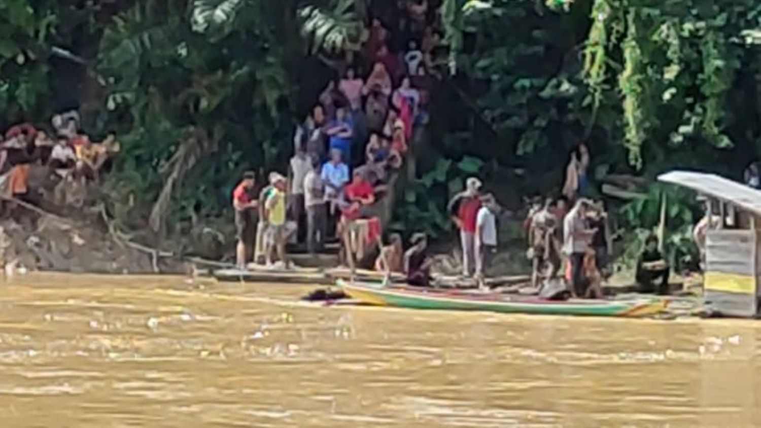 BREAKING NEWS: Pergi Cuci Piring, Warga Rawas Ilir Muratara Diduga Hanyut di Sungai Rawas