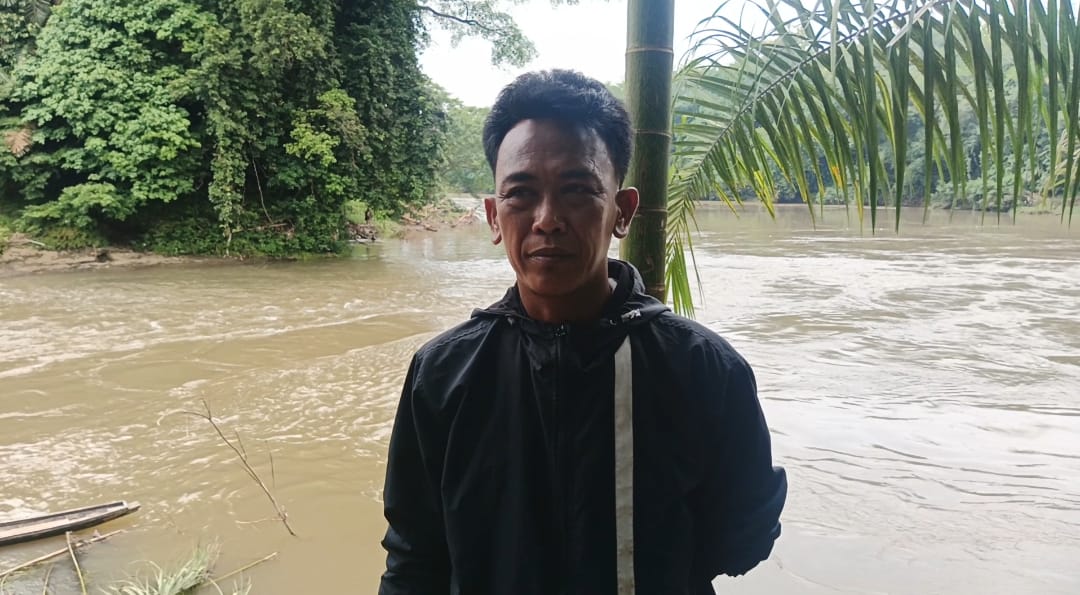 Yanto Mengungkapkan, Kelvin yang Jatuh dari Jembatan Muara Beliti dalam Kondisi Sedih