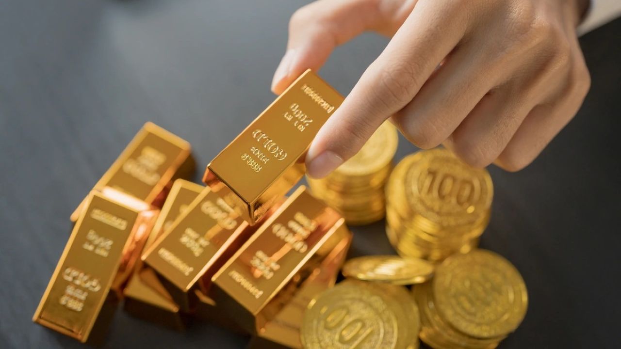 Harga Emas 2 Januari 2026, Stabil di Awal Tahun, Rp2.537.000 per gram