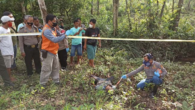 Kasyadi Ditemukan Tewas di Kebun Karet