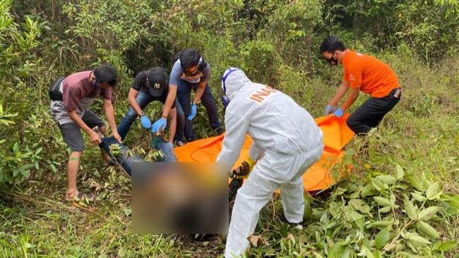 Kaki dan Tangan Terikat, Ada Bekas Luka Tusuk