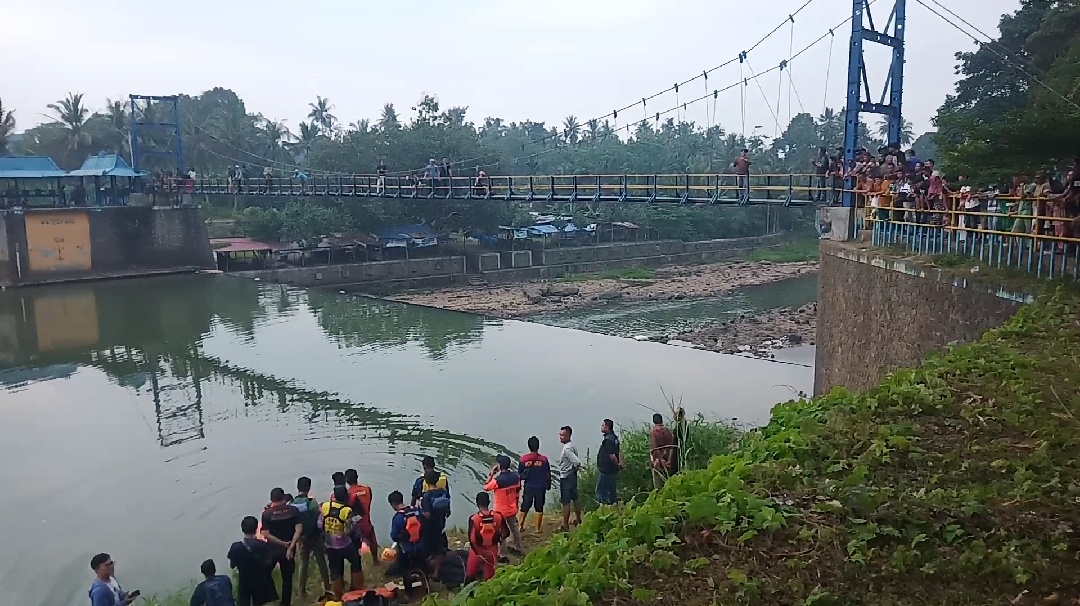 Tolong Temannya Tenggelam, Pelajar SMK di Lubuk Linggau Malah Hanyut di Bendung Watervang