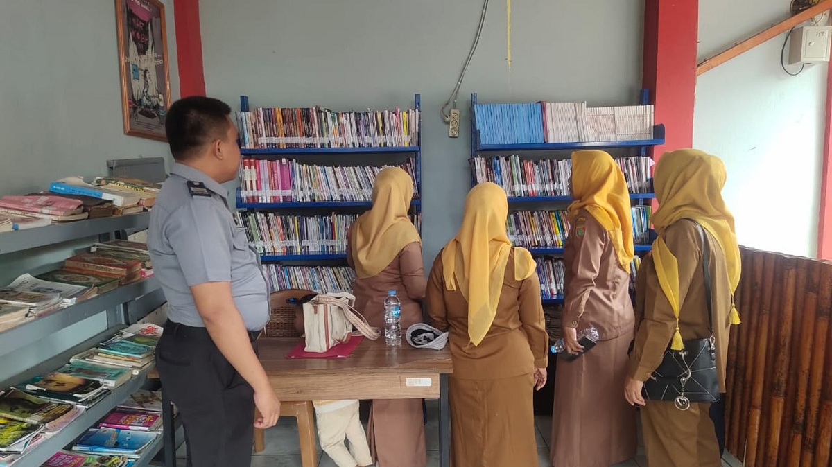 Penataan dan Monitoring Perpustakaan, Lapas Narkotika Muara Beliti Kedatangan Jajaran Dispersip Musi Rawas