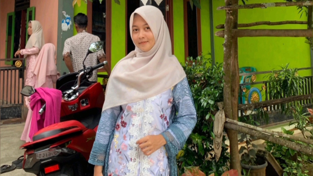 Tantangan Masyarakat di Tengah Kenaikan Harga dan Arus Informasi Digital