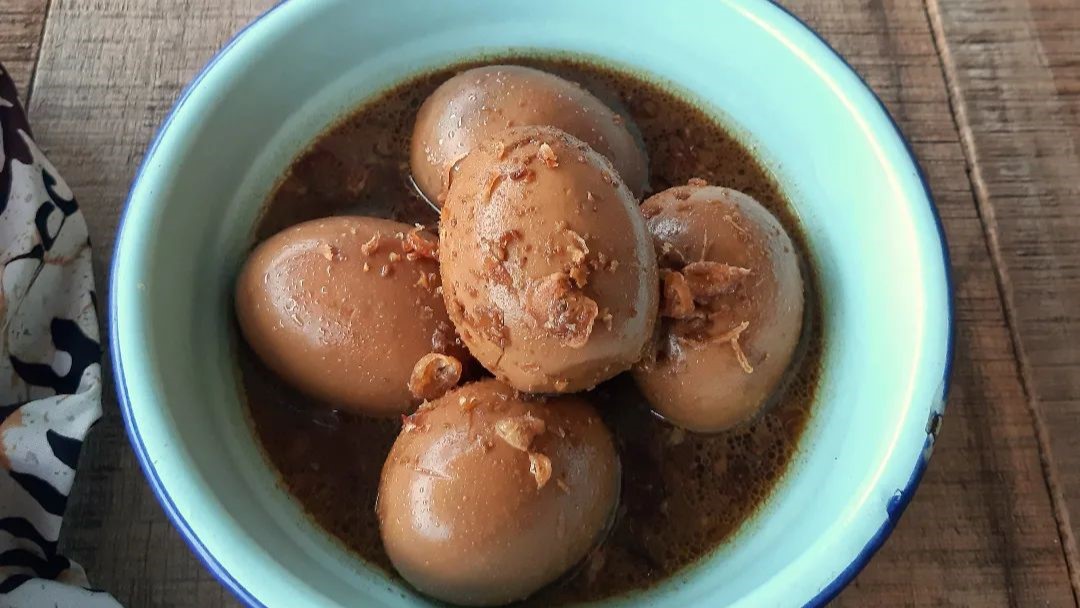 Resep Semur Telur Ayam, Menu Makan Sahur Ramadan yang Disukai Semua Orang, Mudah dan Bergizi