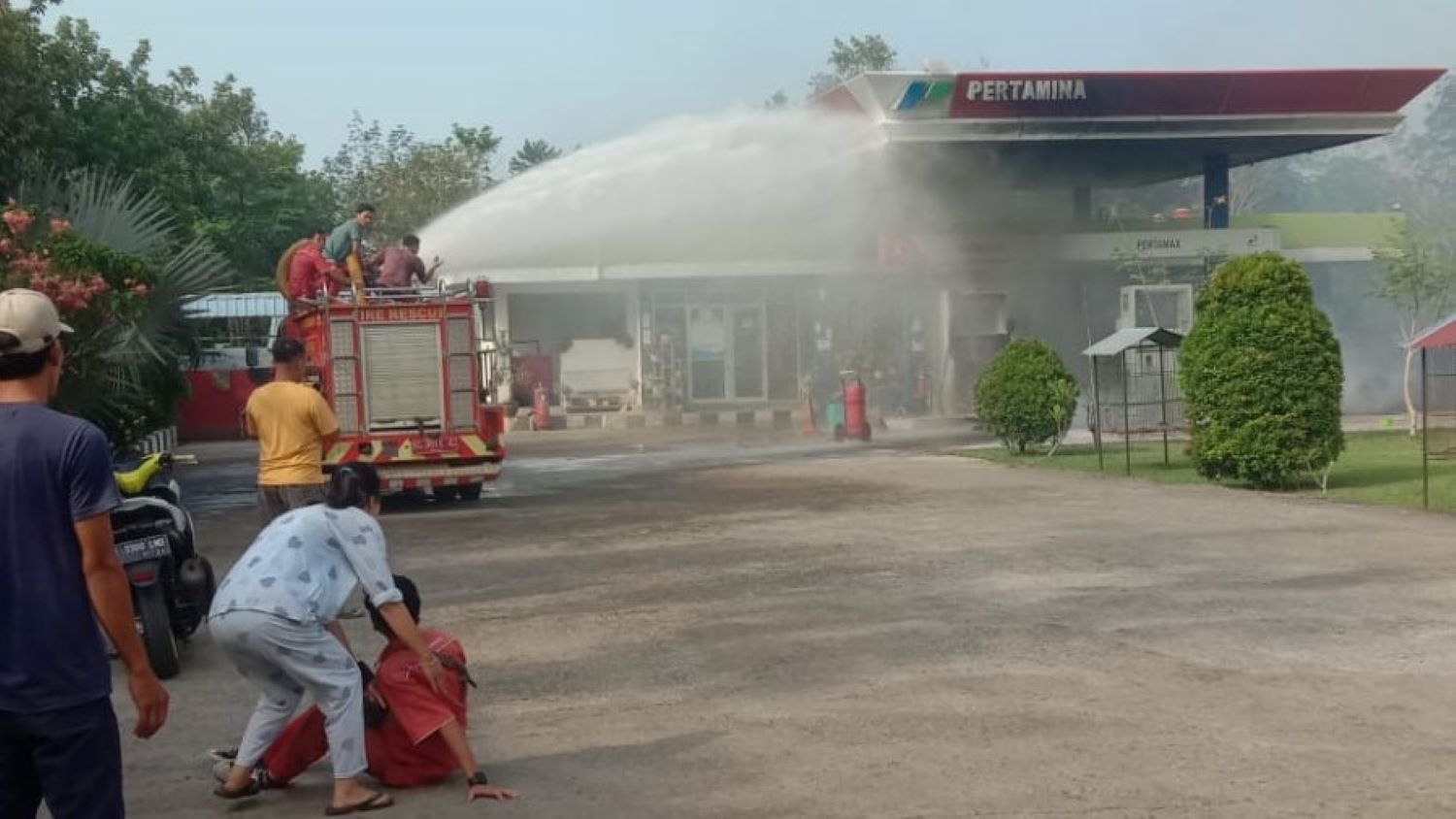 BREAKING NEWS: SPBU Sukakarya Musi Rawas Terbakar