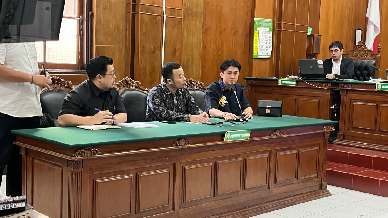 Pertarungan Tabloid Nyata vs Jawapos, Debatkan Piutang Hingga Saham