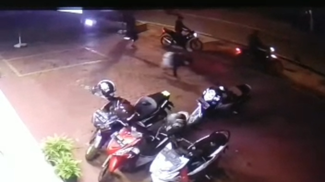 Heboh Aksi Begal di Depan 3Second Lubuklinggau, Ditembak Pelaku Berhasil Kabur	