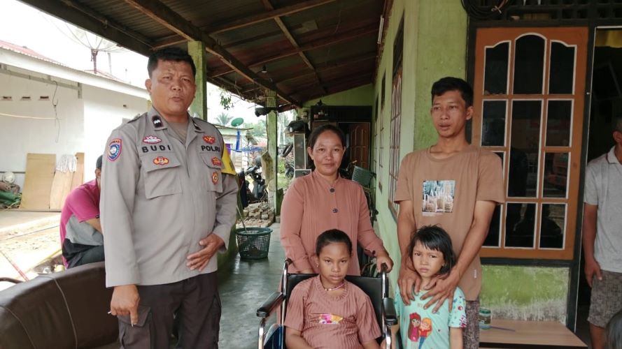 Kapolsek Bantu Kursi Roda, Disabilitas Lubuk Linggau yang Menjadi Korban Pencurian