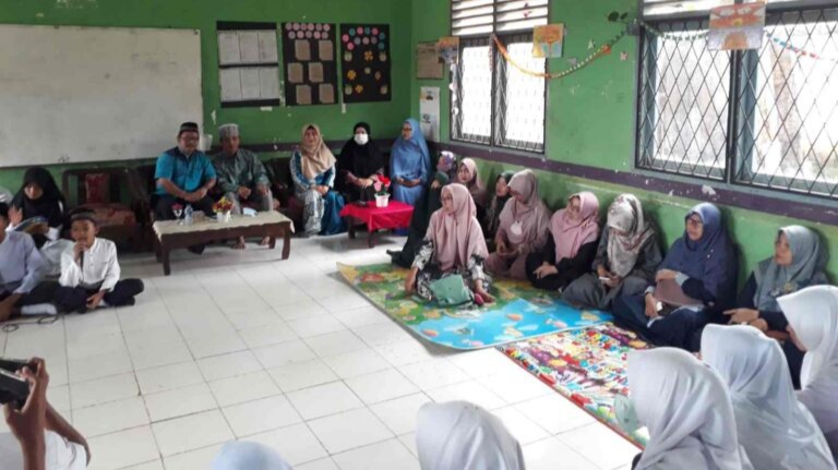 Peringatan Maulid Nabi Muhammad SAW SMPN 6 Lubuklinggau Berlangsung Hikmad