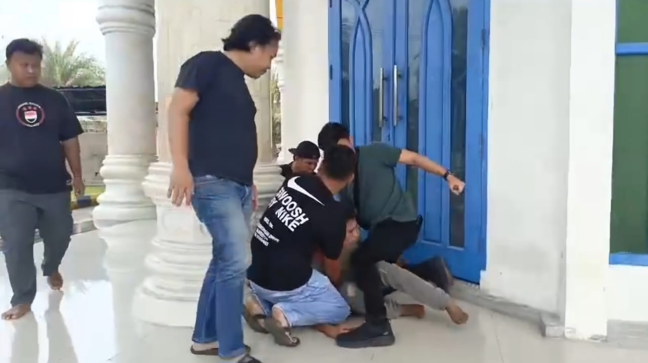 Macan Linggau Tangkap Pemuda Mencurigakan di Masjid Agung As-Salam Lubuk Linggau, Berikut Penjelasan Polisi