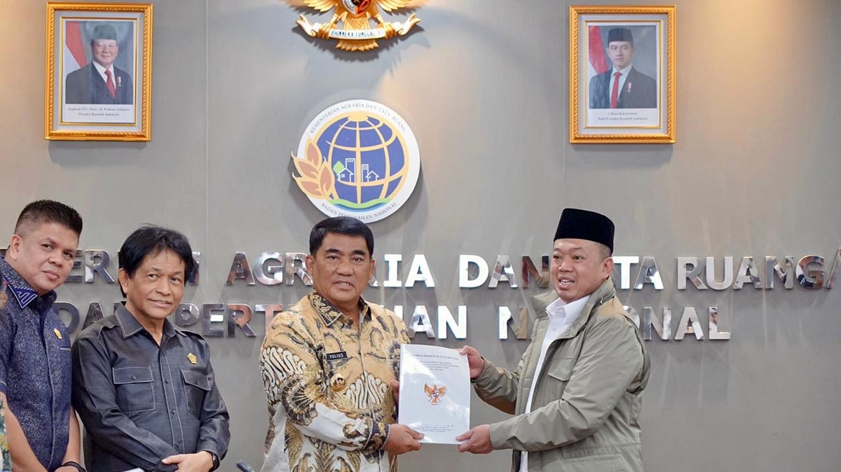 Perkuat Kepastian Investasi, Menteri Nusron Tegaskan Peran RTRW Provinsi