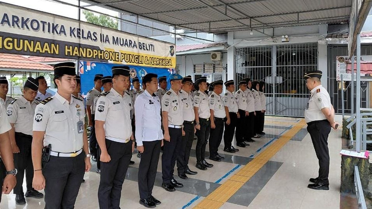Kalapas Narkotika Muara Beliti Tekankan Disiplin Pakaian Dinas Pegawai