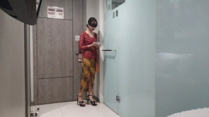 Viral Video Wanita Berkebaya Merah Mesum di Hotel, Netizen Lakukan Perburuan Link