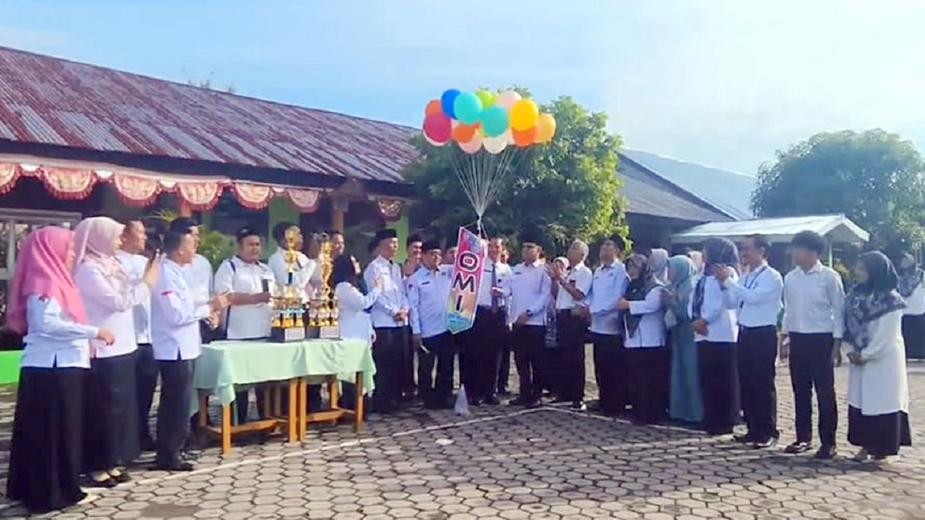 Kakankemenag Lubuk Linggau Resmi Buka OMI 2025, Ratusan Peserta Adu Prestasi Sains dan Riset