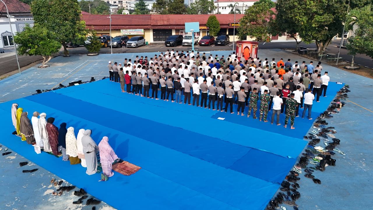Minta Hujan Cegah Karhutla, Polres Musi Rawas Gelar Salat Istisqa Berjamaah di Mapolres