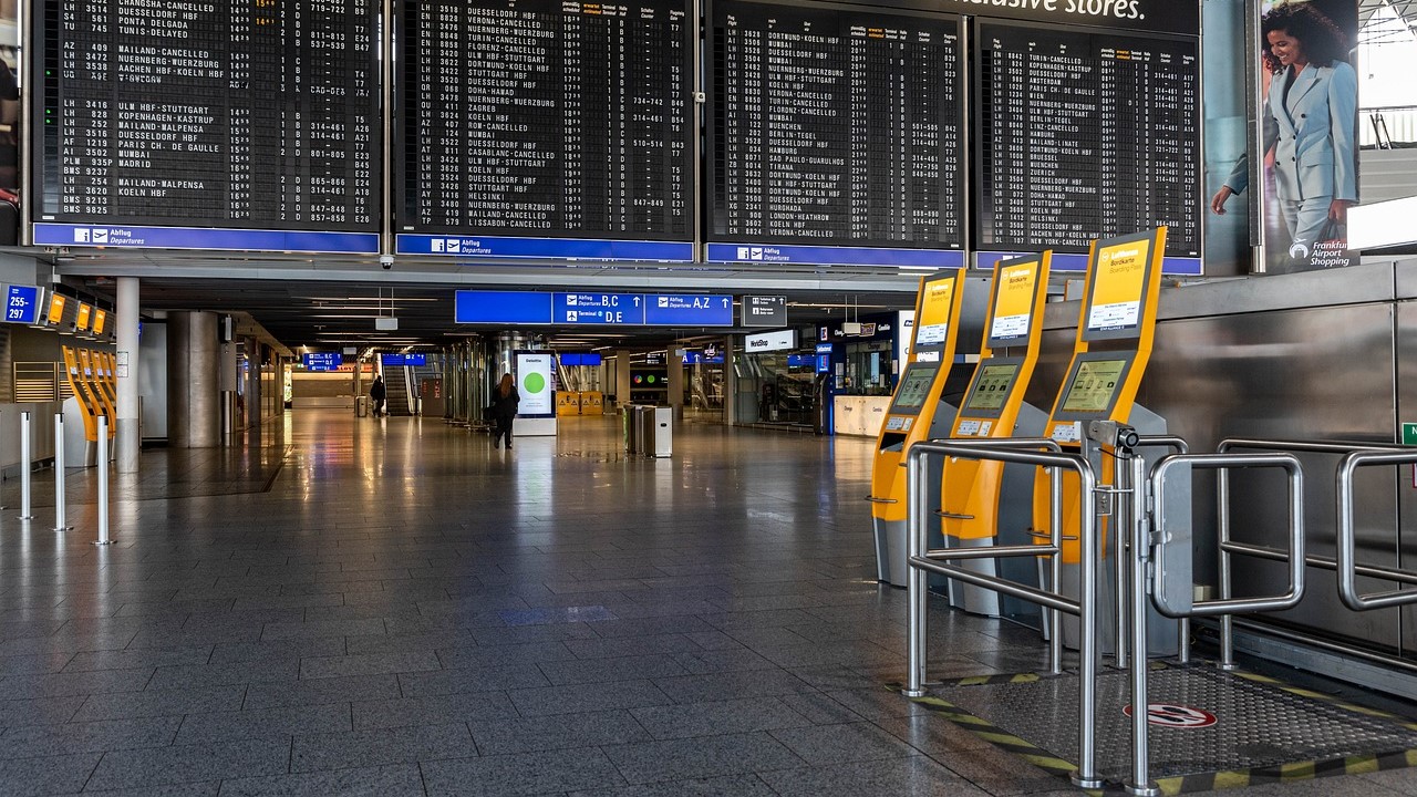 Terbaru,17 Bandara yang Tidak Diakui Lagi Status Internasionalnya, Termasuk SMB II Palembang, ini Daftarnya