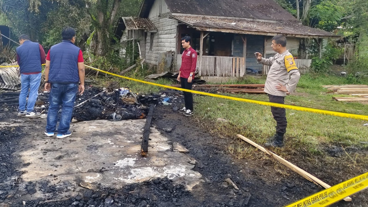 Gara-gara Usir Nyamuk, Kios di Mura Ludes Terbakar, Begini Ceritanya