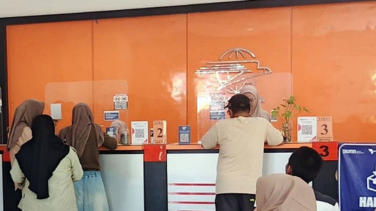 Hari Ini Batas Akhir Pencairan BSU di Kantor Pos, Buruan Ambil Uang Rp600 Ribunya