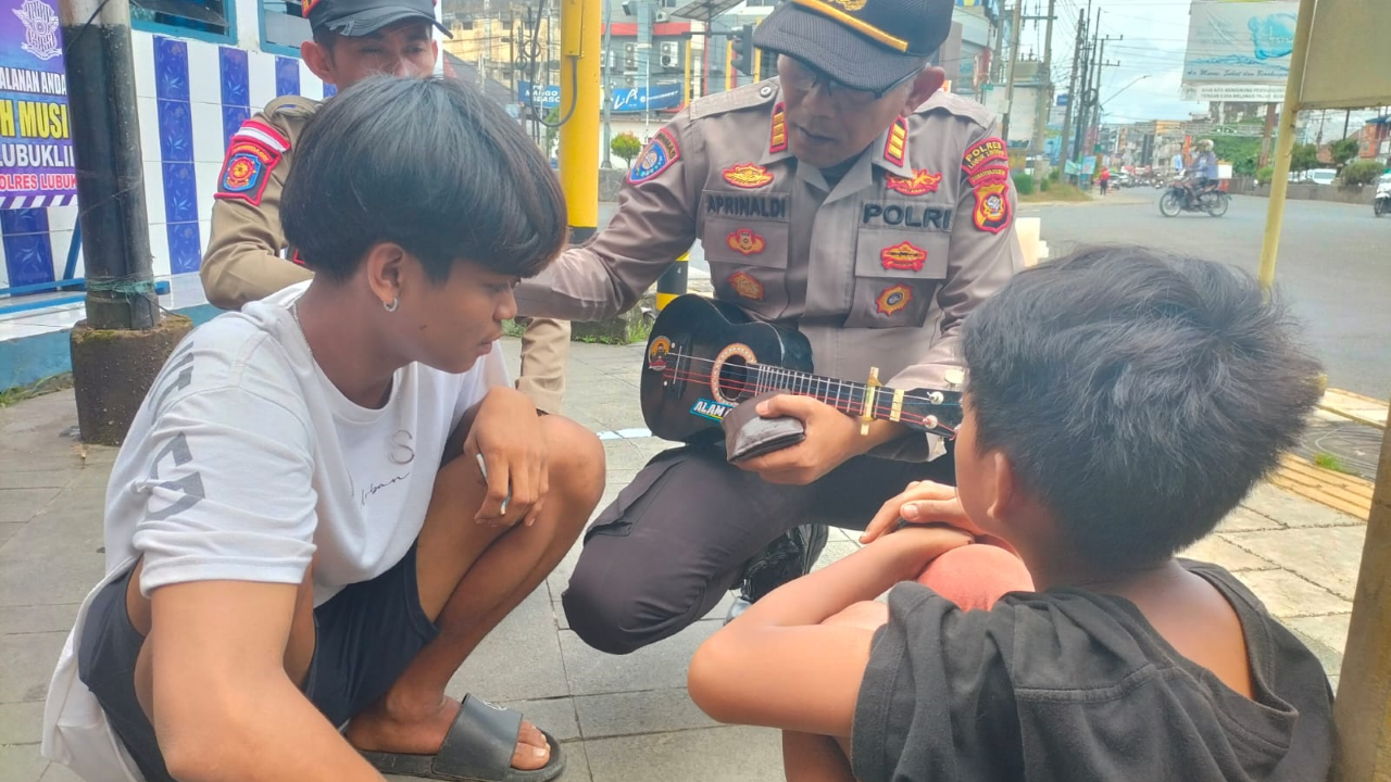 Tak Punya Uang, Penghapal Quran di Lubuk Linggau Ngamen, Terjaring Razia Petugas