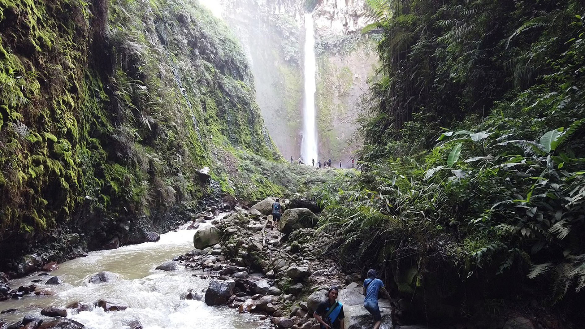 4 Air Terjun di Empat Lawang ini Cocok untuk Libur Natal dan Tahun Baru 2024 Bersama Keluarga