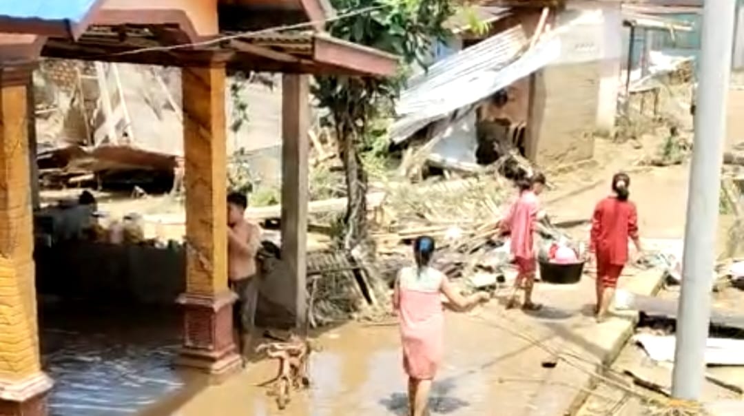 Banjir Muratara Sebabkan 4 Orang Hilang, 2 Meninggal Dunia, 7 Jembatan Putus