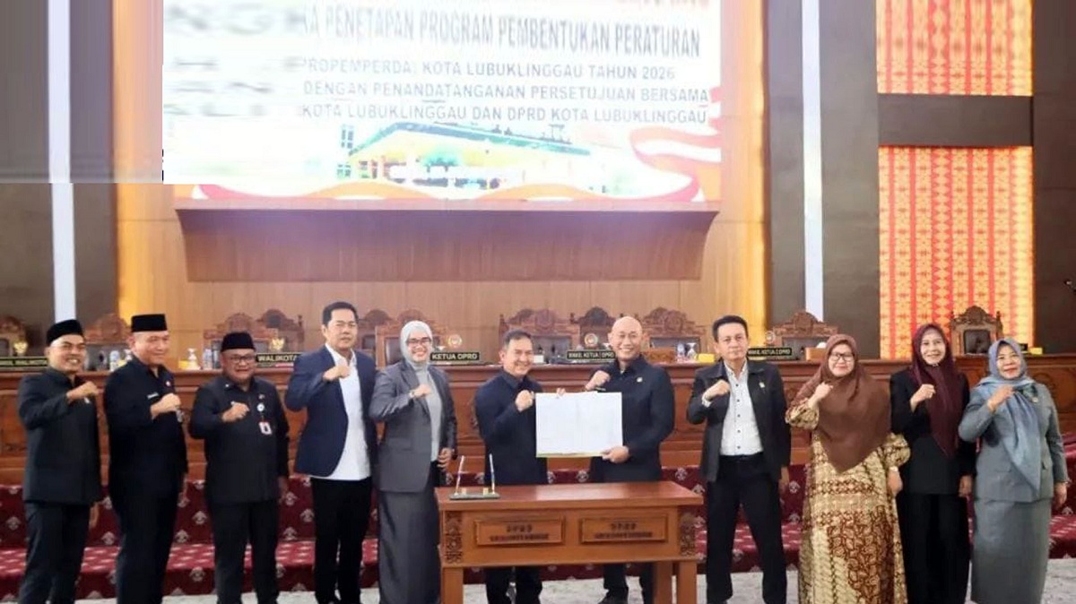 Paripurna DPRD Lubuk Linggau Tetapkan 13 Raperda dalam Propemperda 2026