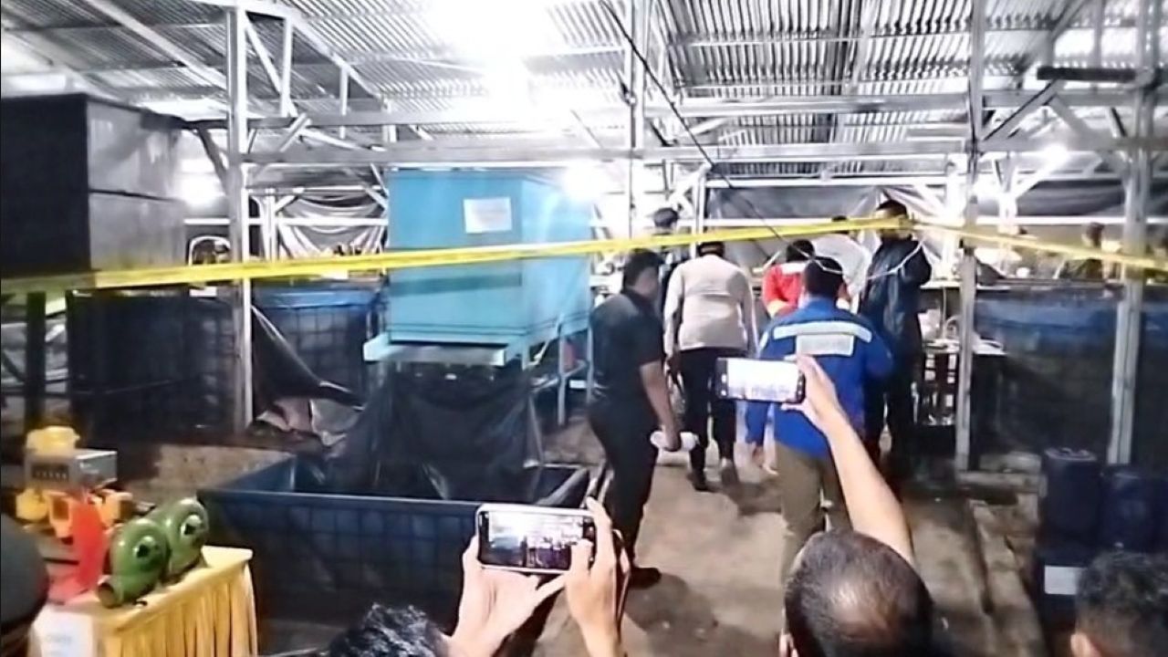 Modus Kilang Ilegal Muratara: Masak Minyak Mentah Jadi Bensin Solar