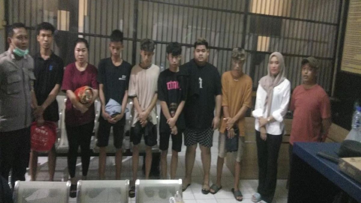 Prostitusi  Anak di Surabaya Via MiChat Berhasil Diciduk, Ada Pelaku Asal OKU, Sumsel Ini Perannya