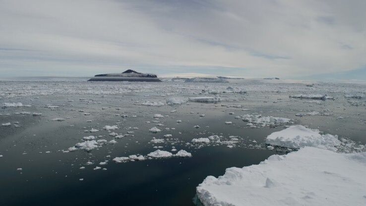 Es Kutub Utara Mencair, Ini 6 Dampak Buruknya Bagi Bumi