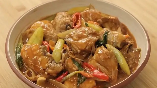 Resep Ayam Asam Manis, Rekomendasi Lauk Enak Khas Restoran Cina