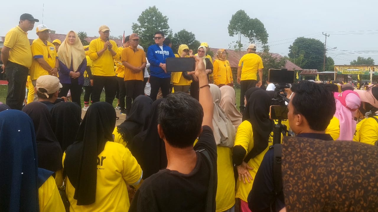 Ratna Machmud dan Suprayitno Hadiri Rekor MURI Senam Golkar, Firdaus Cik Olah: Coblos 1 Saja