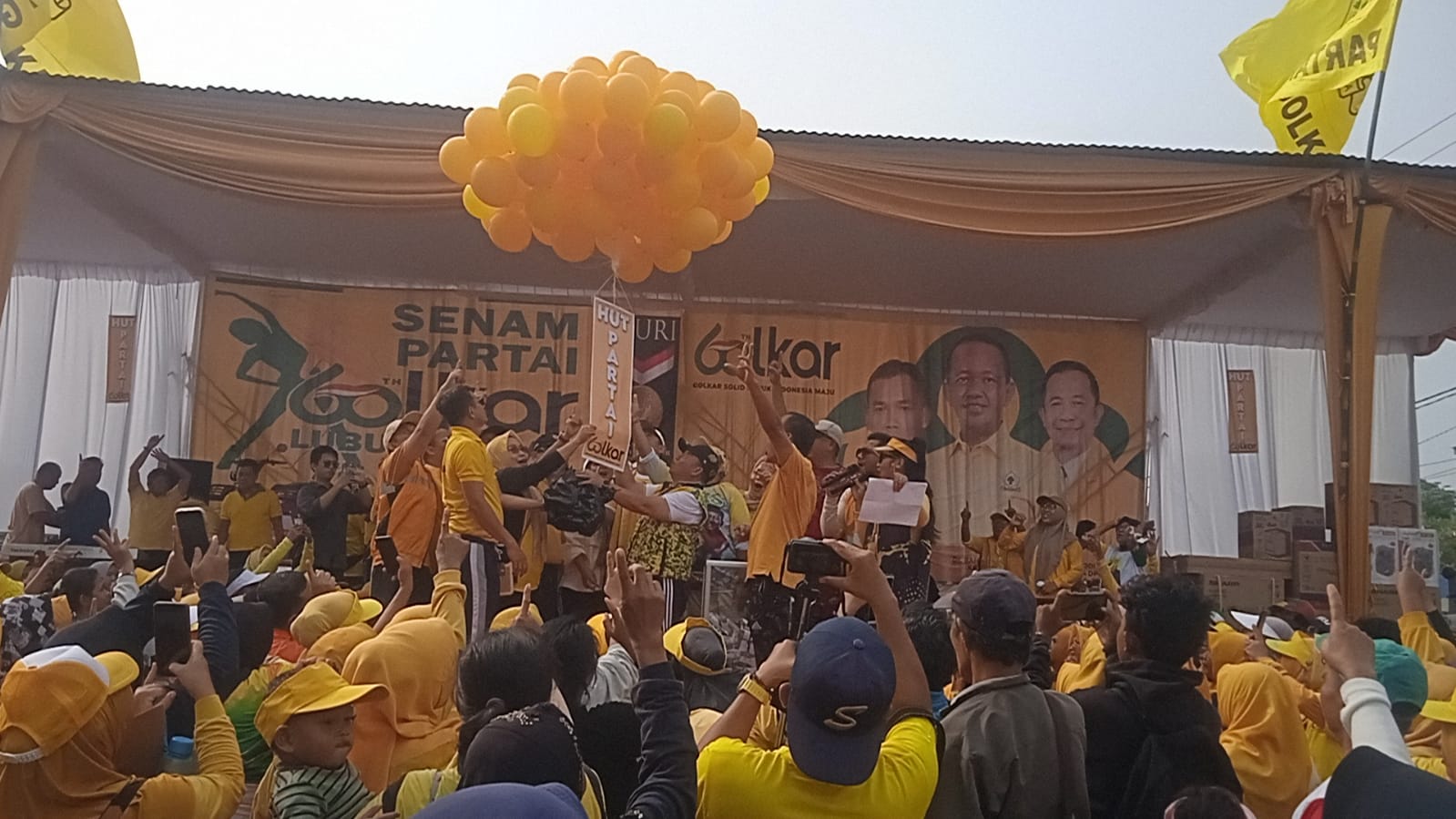 HUT ke-60, Partai Golkar Lubuk Linggau Berkontribusi dalam Pemecahan Rekor MURI Senam Sehat