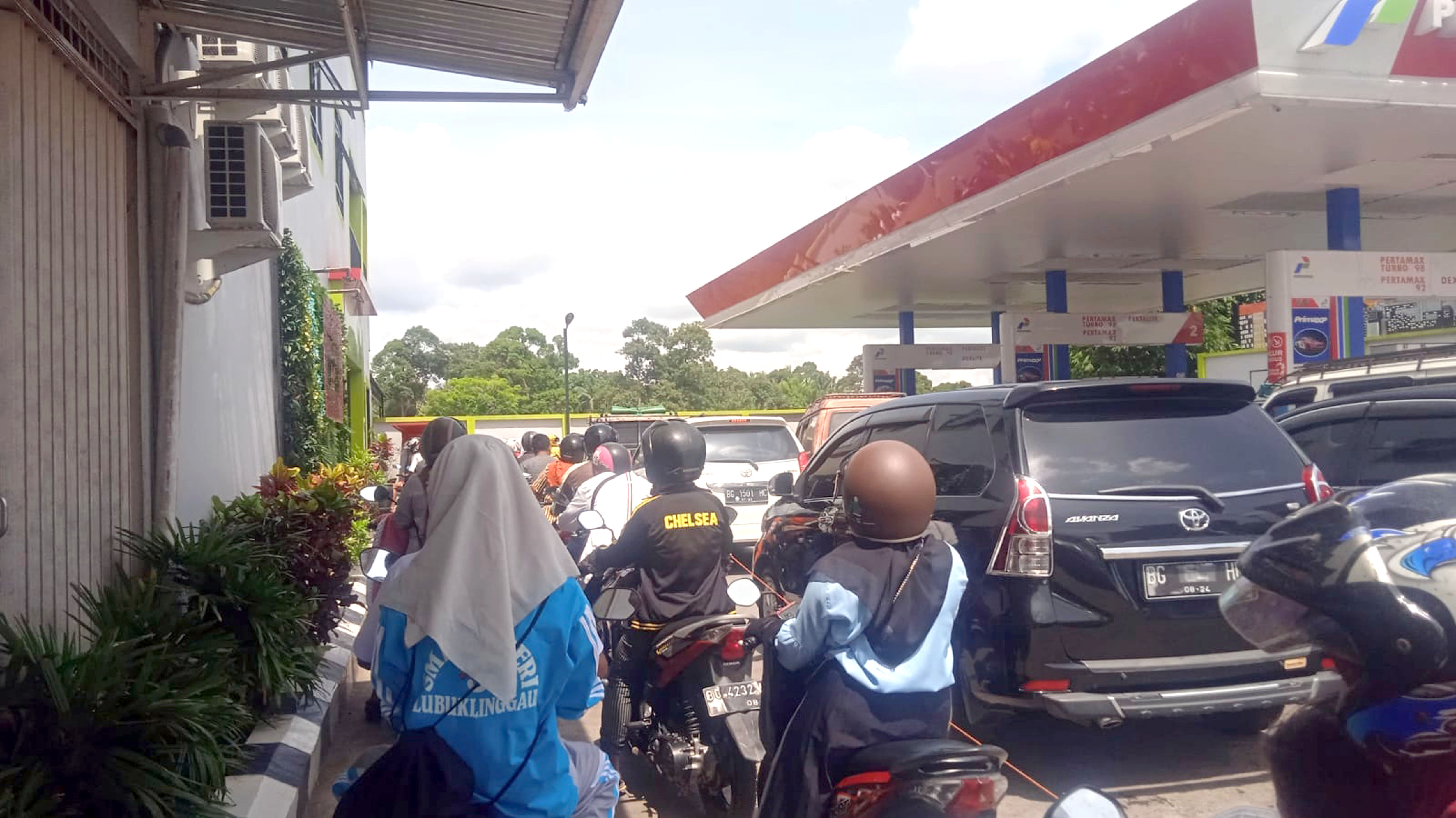 Harga BBM Pertamina Terbaru 1 Januari 2023, Premium Tidak Dijual Lagi