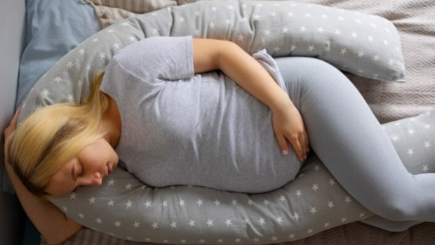 Apa Manfaat Ibu Hamil Tidur dengan Cukup, Simak 4 Ulasan Berikut Ini